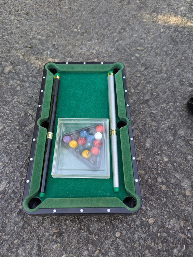 Mini mesa de billar con caja