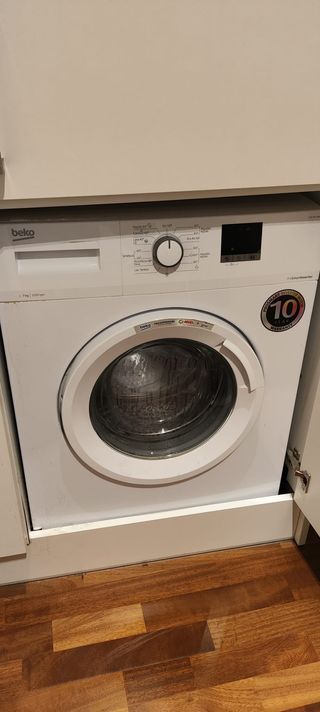 Lavadora Beko WTE7611BWR - 7kg, 1200rpm