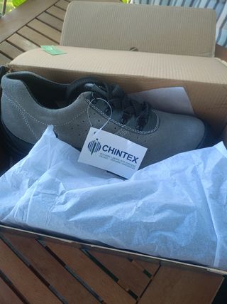 Zapatos de seguridad CHINTEX grises y negros
