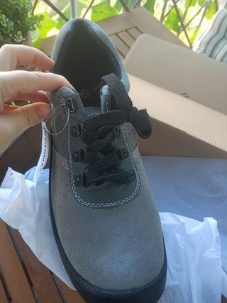Zapatos de seguridad CHINTEX grises y negros