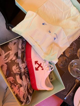 Zapatos Off-White Blanco y Rojo