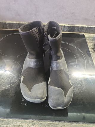 Botas de surf OLAIAN talla 45/46
