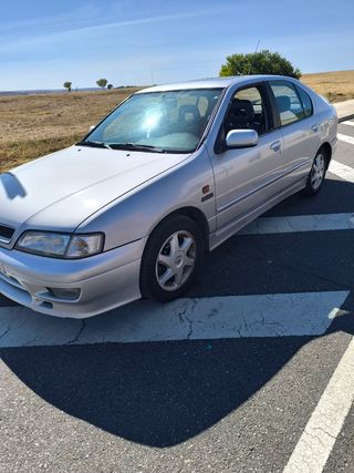 Nissan Primera 1998
