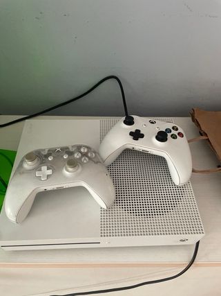 Xbox One S Blanca