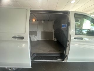 Mercedes-Benz Vito 114 Larga