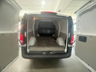 Mercedes-Benz Vito 114 Larga