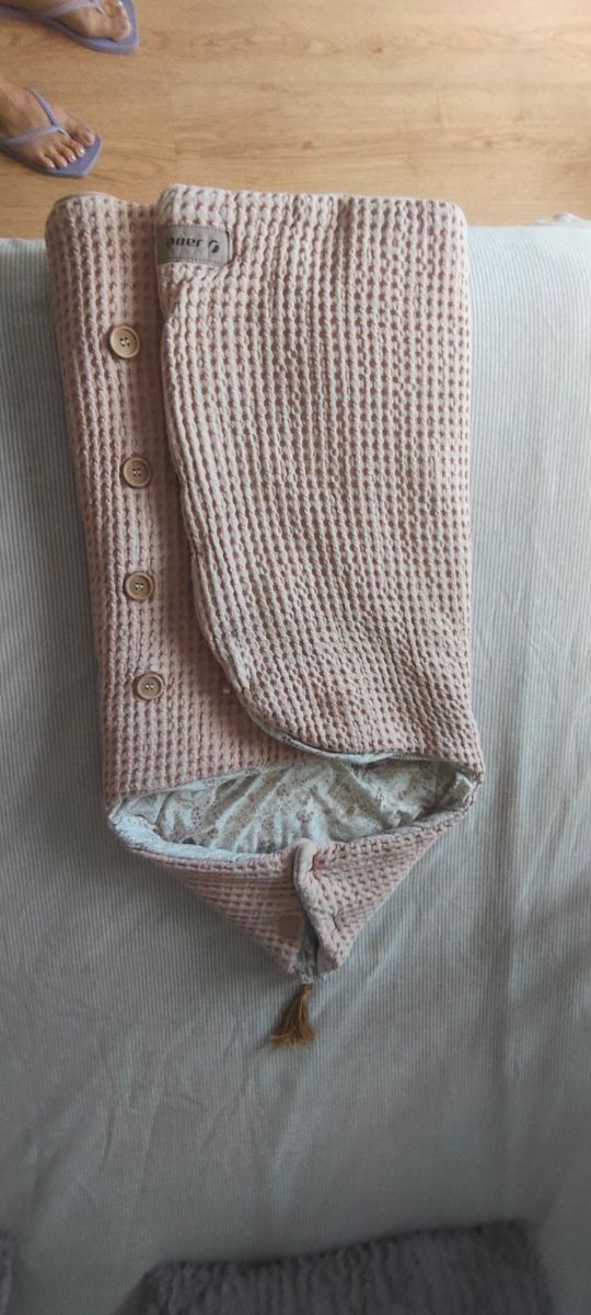 Saco para capazo bebé estampado floral marca Jane