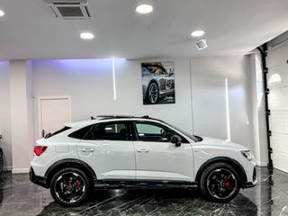 Audi Q3 SPORTBACK BLACKLINE