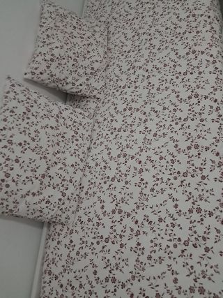 Funda nórdica floral rosa y blanco