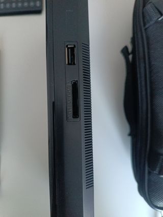 Reproductor portátil para coche