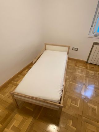 Cama individual de madera infantil IKEA SNIGLAR