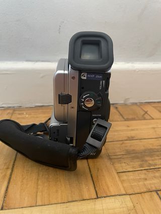 Videocámara JVC GR-DVL7000U