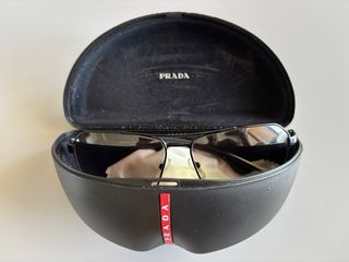 Gafas de sol Prada negras