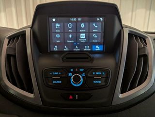 Ford Transit CARROZADO PLATAFORMA 2.0TDCI 130CV L4