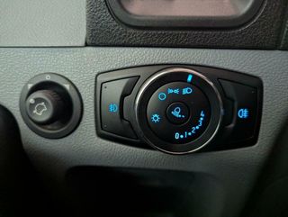 Ford Transit CARROZADO PLATAFORMA 2.0TDCI 130CV L4