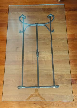 Mesa de forja con cristal