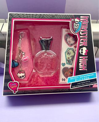 Colonia Monster High con accesorios
