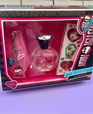 Colonia Monster High con accesorios