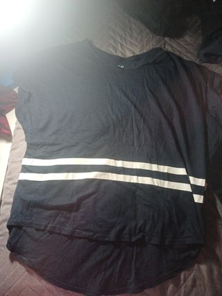 Camiseta H&M rayas blancas