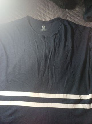 Camiseta H&M rayas blancas