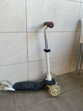 Patinete 3 ruedas Decathlon con luz