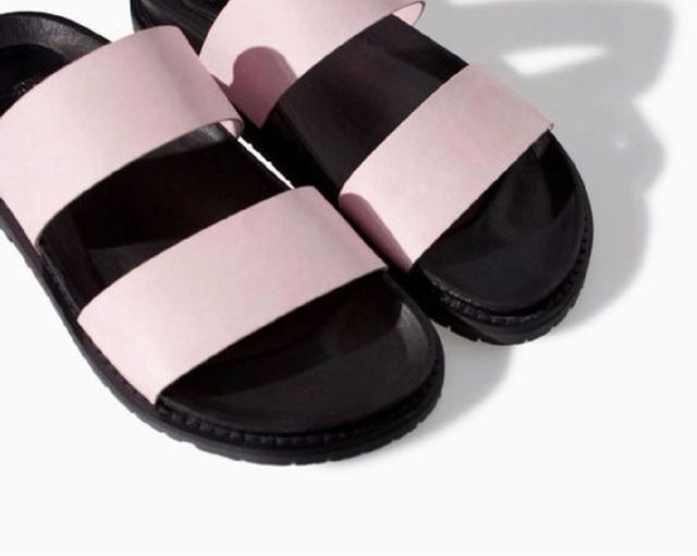 Sandalias bio piel rosa de Zara