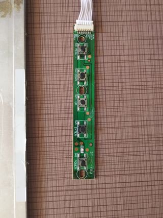Placa Adaptadora  y pantalla LCD LP154WX4(TL)(B2)