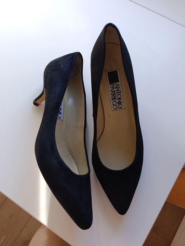 Zapatos tacón Antonio Parriego negros