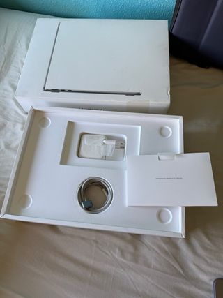 MacBook Air M3 13” Gris Espacial 