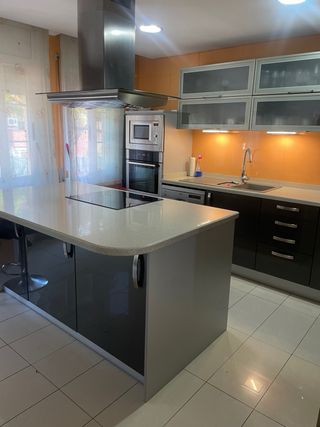casa reformada en zona can serra Barberá del valle