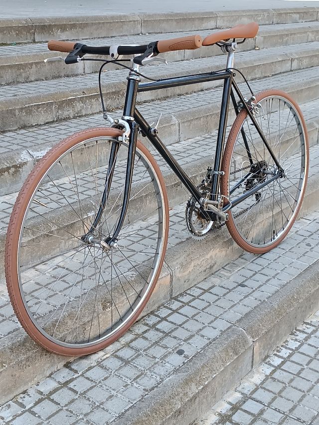 Bicicleta BH carretera Negra