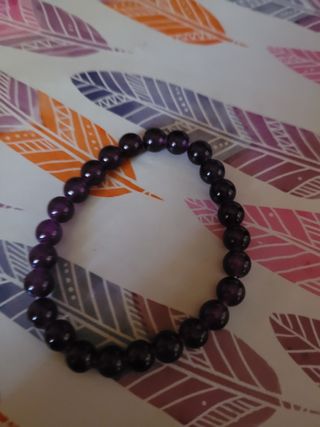 Pulsera de piedras de amatista