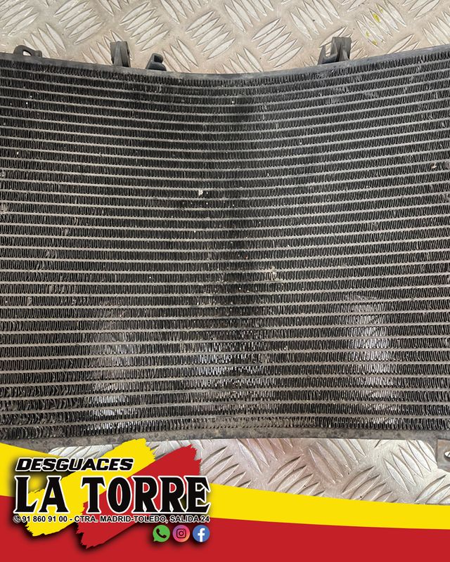 Radiador con electros Honda VFR 1200 09-16