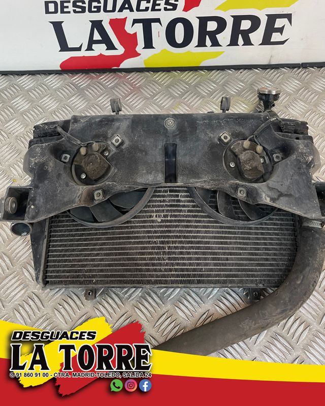 Radiador con electros Honda VFR 1200 09-16