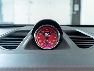 Porsche 911 Carrera 4 GTS 