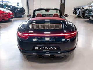 Porsche 911 Carrera 4 GTS Cabriolet
