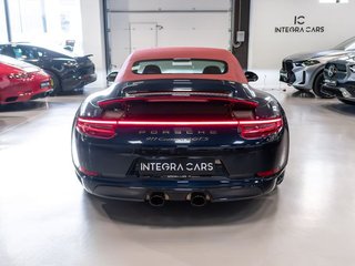 Porsche 911 Carrera 4 GTS Cabriolet