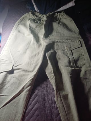 Pantalón cargo verde