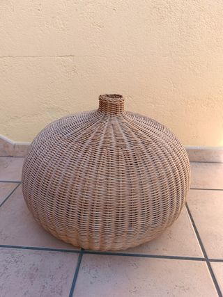 Pantalla de lámpara de mimbre