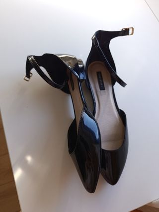 Zapatos charol planos CORTefiel negros
