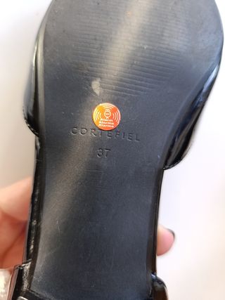 Zapatos charol planos CORTefiel negros