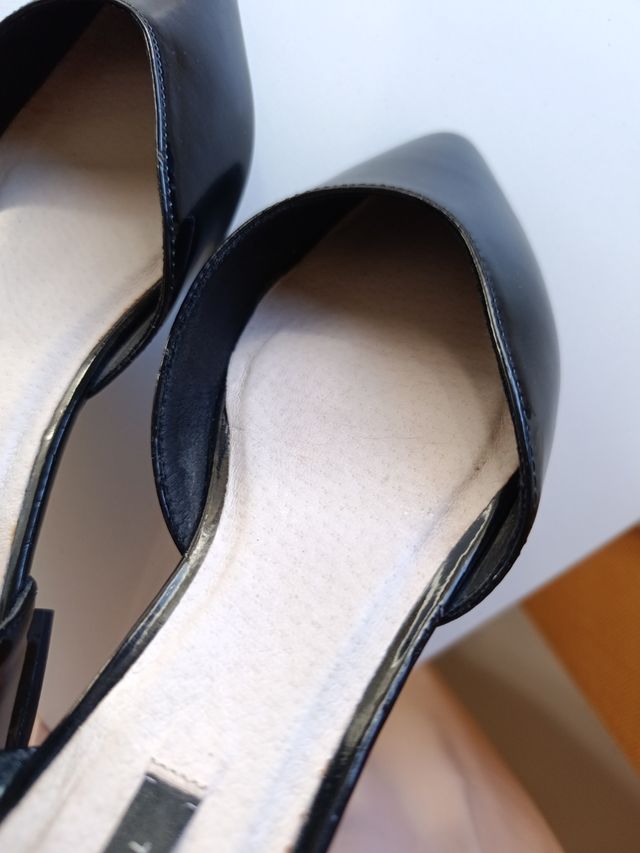 Zapatos charol planos CORTefiel negros