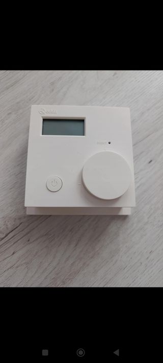 2 Termostatos QARDI