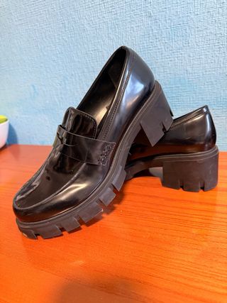 Zapatos negros de plataforma