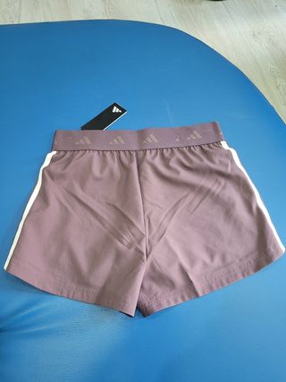 Short Adidas de mujer T.S