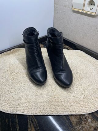 Botines de piel negros Punt Roma