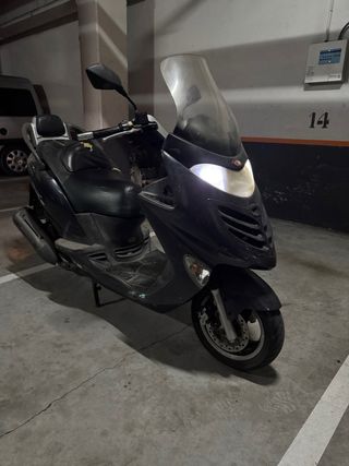 Kymco Grand Dink 125cc 2006 
