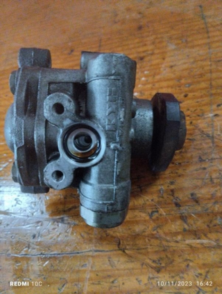 Bomba dirección Volkswagen Golf IV (1J1) (1997-20