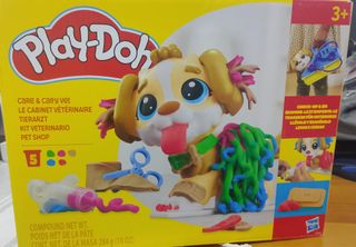 Play-Doh Care & Carry Vet Kit