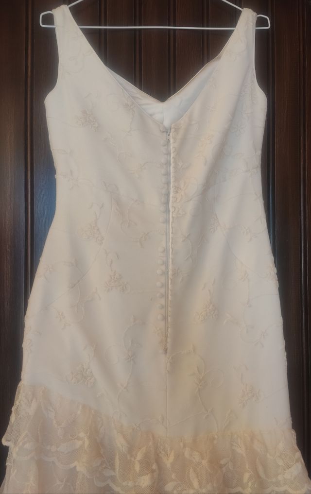 Vestido de Novia Blanco con Volantes